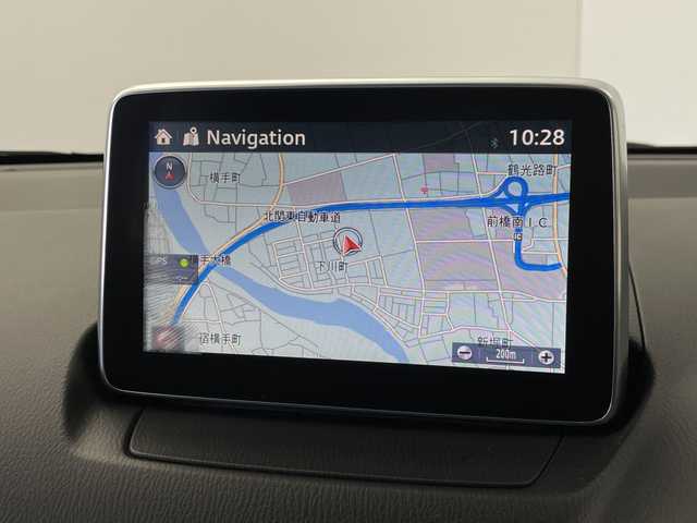 マツダ デミオ XD 群馬県 2015(平27)年 4.7万km ブルーリフレックスマイカ 禁煙車　純正７インチナビ　バックカメラ　衝突軽減システム　横滑り防止装置　ビルトインＥＴＣ　Ｉ－ＳＴＯＰ　ヘッドライトレベライザー　電動格納ミラー　スマートキー　プッシュスタート　純正フロアマット