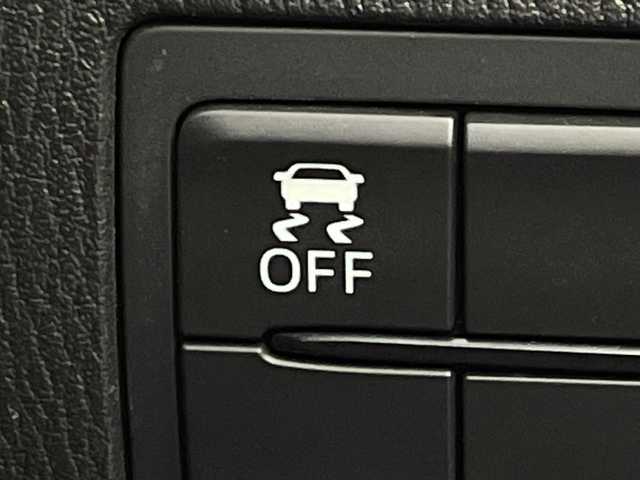 マツダ デミオ XD 群馬県 2015(平27)年 4.7万km ブルーリフレックスマイカ 禁煙車　純正７インチナビ　バックカメラ　衝突軽減システム　横滑り防止装置　ビルトインＥＴＣ　Ｉ－ＳＴＯＰ　ヘッドライトレベライザー　電動格納ミラー　スマートキー　プッシュスタート　純正フロアマット