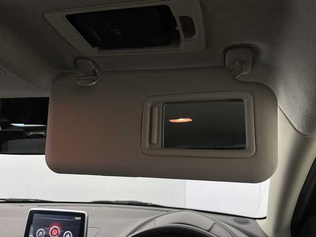 マツダ デミオ XD 群馬県 2015(平27)年 4.7万km ブルーリフレックスマイカ 禁煙車　純正７インチナビ　バックカメラ　衝突軽減システム　横滑り防止装置　ビルトインＥＴＣ　Ｉ－ＳＴＯＰ　ヘッドライトレベライザー　電動格納ミラー　スマートキー　プッシュスタート　純正フロアマット