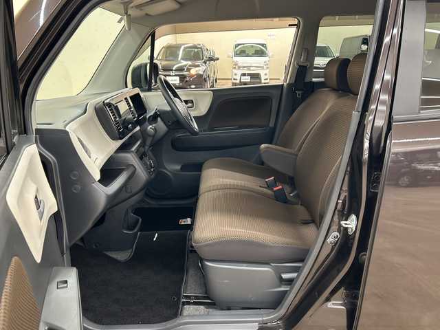 スズキ ＭＲワゴン X 道央・札幌 2011(平23)年 5.8万km アーバンブラウンパールメタリック ４WD//社外ディスプレイオーディオ//バックカメラ//フォグランプ//ドアミラーウィンカー//シートヒーター//スタートキー//ABS