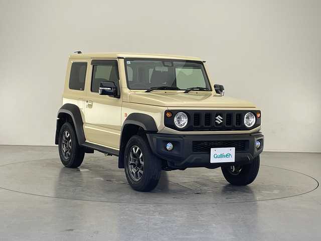 スズキ ジムニー シエラ JC 長野県 2019(令1)年 2.6万km シフォンアイボリーM ４ＷＤ/社外ＣＤ/衝突被害軽減ブレーキ/クルーズコントロール/レーンディパーチャーアラート/ヘッドライトウォッシャー/LEDライト/オートライト/フォグランプ/ウィンカードアミラー/革巻きステアリング/スタッドレス＋アルミ車載/スマートキーx2/純正15インチアルミ/前席シートヒーター