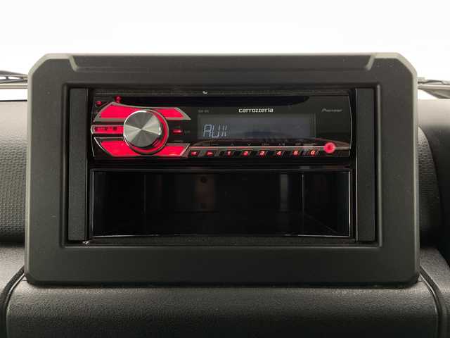 スズキ ジムニー シエラ JC 長野県 2019(令1)年 2.6万km シフォンアイボリーM ４ＷＤ/社外ＣＤ/衝突被害軽減ブレーキ/クルーズコントロール/レーンディパーチャーアラート/ヘッドライトウォッシャー/LEDライト/オートライト/フォグランプ/ウィンカードアミラー/革巻きステアリング/スタッドレス＋アルミ車載/スマートキーx2/純正15インチアルミ/前席シートヒーター