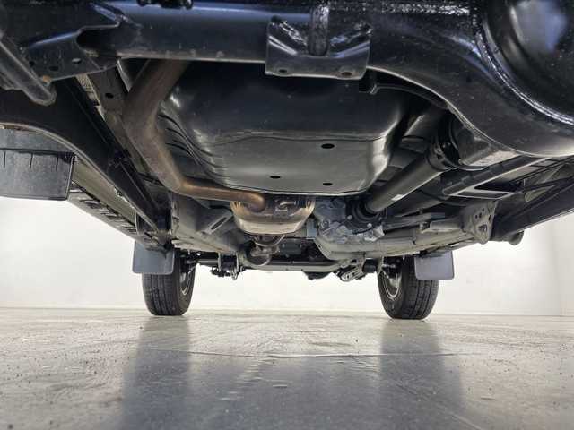 スズキ ジムニー シエラ JC 長野県 2019(令1)年 2.6万km シフォンアイボリーM ４ＷＤ/社外ＣＤ/衝突被害軽減ブレーキ/クルーズコントロール/レーンディパーチャーアラート/ヘッドライトウォッシャー/LEDライト/オートライト/フォグランプ/ウィンカードアミラー/革巻きステアリング/スタッドレス＋アルミ車載/スマートキーx2/純正15インチアルミ/前席シートヒーター