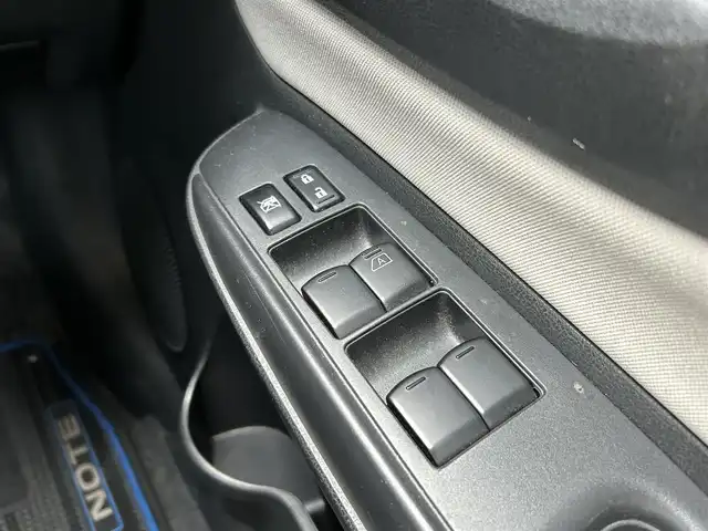 日産 ノート e－パワー X 栃木県 2019(令1)年 7.6万km ブリリアントホワイトパール エマージェンシーブレーキ/純正メモリナビ/フルセグTV/DVD/Bluetooth/アラウンドビューモニター/インテリジェントルームミラー/ETC/前後ドライブレコーダー/純正15インチAW/LEDヘッドライト/ステアリングリモコン/コーナーセンサー/AAC
