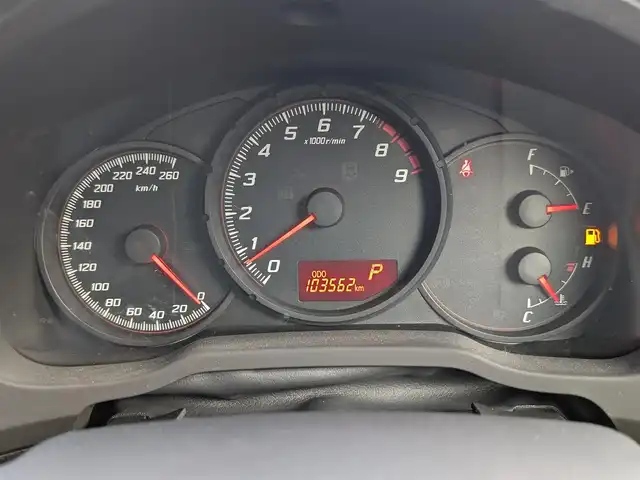 トヨタ ８６ G 栃木県 2012(平24)年 10.4万km サテンホワイトパール (株)IDOMが運営する【じしゃロン宇都宮店】の自社ローン対象車両になります。こちらは現金またはオートローンご利用時の価格です。自社ローンご希望の方は別途その旨お申付け下さい/純正ナビ/BT/TV/ETC/純正16インチAW/ドアバイザー/電格ミラー/ABS/横滑り防止/カーテンエアバック