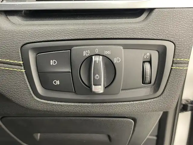 ＢＭＷ Ｘ２ xDrive20i MスポーツX 岡山県 2018(平30)年 2.8万km アルピンホワイトⅢ BMW純正iDrive/Rカメラ/LEDヘッドライト/オートライト/オートワイパー/Bluetooth/USB/衝突警告/歩行者警告/車線逸脱警告/BMWコネクテッドドライブ/SOSコールシステム/BMWアシスタンス/インテリアライト/パーキングベンチレーション/パワーテールゲート/ミラー一体型ETC/シートヒーター/純正19インチアルミ