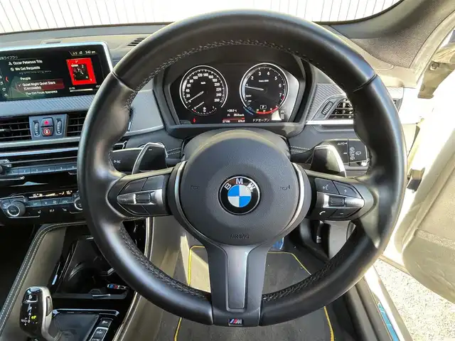 ＢＭＷ Ｘ２ xDrive20i MスポーツX 青森県 2018(平30)年 2.8万km アルピンホワイトⅢ 4WD/純正ナビ/（Bluetooth・CD・DVD・USB）/バックカメラ/電動バックドア/革巻きステアリング/ステアリングスイッチ/パドルシフト/レーンキープアシスト/衝突警告/シートヒーター/パーキングベンチレーション/LEDライト/オートライト/ミラー一体型ETC/ウインカーミラー/電動パーキングブレーキ/純正アルミホイール19インチ/前後コーナーセンサー/ABS/横滑り防止機能/エアバック（ダブル・サイド・カーテン）/プッシュスタート/スマートキーX2/保証書/取扱説明書