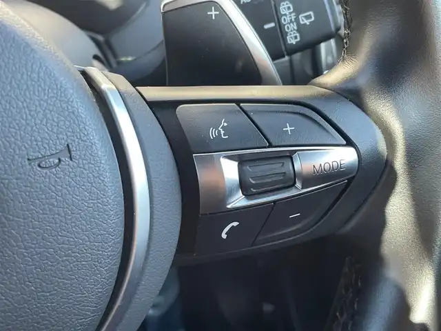 ＢＭＷ Ｘ２ xDrive20i MスポーツX 青森県 2018(平30)年 2.8万km アルピンホワイトⅢ 4WD/純正ナビ/（Bluetooth・CD・DVD・USB）/バックカメラ/電動バックドア/革巻きステアリング/ステアリングスイッチ/パドルシフト/レーンキープアシスト/衝突警告/シートヒーター/パーキングベンチレーション/LEDライト/オートライト/ミラー一体型ETC/ウインカーミラー/電動パーキングブレーキ/純正アルミホイール19インチ/前後コーナーセンサー/ABS/横滑り防止機能/エアバック（ダブル・サイド・カーテン）/プッシュスタート/スマートキーX2/保証書/取扱説明書