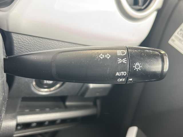 スズキ ハスラー X 沖縄県 2017(平29)年 8.5万km クールカーキPM パナソニック製ナビ(ストラーダ)/・FM/AM/・SD/・フルセグTV/・Bluetooth/・Memory Music/・CD/DVD/主要装備/・ＥＴＣ/・運転席＋助手席シートヒーター/・バックカメラ/・ステアリングスイッチ/・デュアルカメラブレーキサポート/・アイドリングストップ/・横滑り防止装置/・ＨＩＤヘッドライト/・フォグランプ/・スマートキー/・プッシュスタート/・純正15インチアルミ
