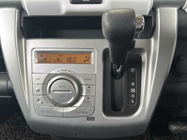スズキ ハスラー X 沖縄県 2017(平29)年 8.5万km クールカーキPM パナソニック製ナビ(ストラーダ)/・FM/AM/・SD/・フルセグTV/・Bluetooth/・Memory Music/・CD/DVD/主要装備/・ＥＴＣ/・運転席＋助手席シートヒーター/・バックカメラ/・ステアリングスイッチ/・デュアルカメラブレーキサポート/・アイドリングストップ/・横滑り防止装置/・ＨＩＤヘッドライト/・フォグランプ/・スマートキー/・プッシュスタート/・純正15インチアルミ