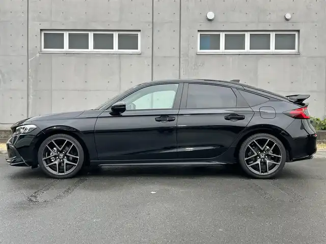 ホンダ シビック EX 静岡県 2023(令5)年 1.5万km クリスタルブラックパール HondaSENSING/純正コネクトナビ/　AM FM Bluetooth USB AppleCarPlay AndroidAuto/フルセグTV/バックモニター/前後方ドライブレコーダー/LEDオートヘッドランプ/レーダークルーズコントロール/ハーフレザーシート/シートヒーター(前席)/ワイヤレス充電/フロントロアスカート/ウイングスポイラー/ビルトインETC2.0/BOSEプレミアムサウンド/6速MT/パワーシート(前席)