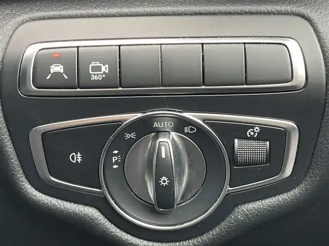 メルセデス・ベンツ Ｖ２２０ d AVG ロング AMGライン 静岡県 2020(令2)年 4.6万km オブシディアンブラックM ワンオーナー/AMGライン/・AMGデザインエクステリア/・19インチAMG7ツインスポークアルミホイール/・カーボン調インテリアトリム/・ステンレスアクセル&ブレーキペダル/・パノラミックスライディングルーフ/レーダーセーフティパッケージ/・ブラインドスポットアシスト/・アクティブディスタンスアシスト・ディストロニック/・レーンキーピングアシスト/・アクティブブレーキアシスト/・PRE-SAFE/レザーシート/Burmesterサラウンドサウンドシステム/両側パワースライドドア/MBUX/(CD/DVD/Bluetooth/フルセグ)/360°カメラ/アダプティブクルーズコントロール/メモリー付パワーシート/シートヒーター/アンビエントライト/キーレスキー/ETC2.0/ドライブレコーダー/3列シート/ウォークスルー/純正フロアマット/保証書/取説/スペアキー