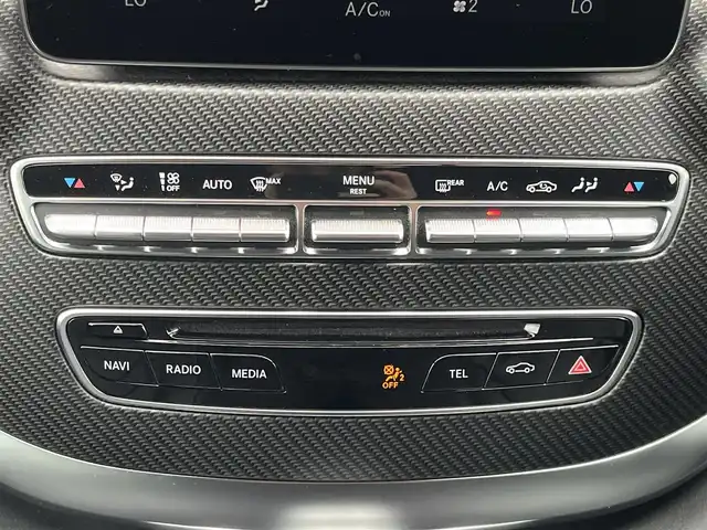 メルセデス・ベンツ Ｖ２２０ d AVG ロング AMGライン 静岡県 2020(令2)年 4.6万km オブシディアンブラックM ワンオーナー/AMGライン/・AMGデザインエクステリア/・19インチAMG7ツインスポークアルミホイール/・カーボン調インテリアトリム/・ステンレスアクセル&ブレーキペダル/・パノラミックスライディングルーフ/レーダーセーフティパッケージ/・ブラインドスポットアシスト/・アクティブディスタンスアシスト・ディストロニック/・レーンキーピングアシスト/・アクティブブレーキアシスト/・PRE-SAFE/レザーシート/Burmesterサラウンドサウンドシステム/両側パワースライドドア/MBUX/(CD/DVD/Bluetooth/フルセグ)/360°カメラ/アダプティブクルーズコントロール/メモリー付パワーシート/シートヒーター/アンビエントライト/キーレスキー/ETC2.0/ドライブレコーダー/3列シート/ウォークスルー/純正フロアマット/保証書/取説/スペアキー