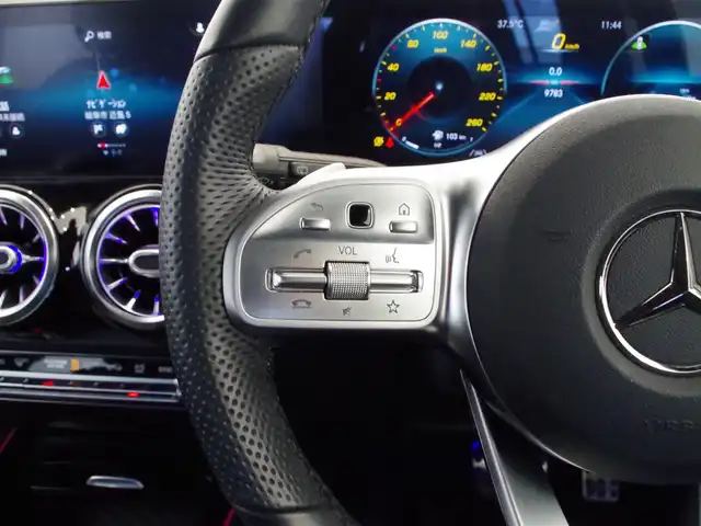 メルセデス・ベンツ ＧＬＢ２００ｄ AMGライン 岐阜県 2020(令2)年 1万km 白 レザーエクスクルーシブパッケージ/本革シート　/ナビゲーションパッケージ/ナビゲーション/テレビ機能/レーダーセーフティーパッケージ　/アクティブディスタンスアシスト・ディストロニック/アクティブブレーキアシスト/緊急回避補助システム/渋滞時緊急ブレーキ機能/アクティブブラインドスポットアシスト/アクティブレーンキーピングアシスト/アクティブステアリングアシスト/アクティブパーキングアシスト/レーダーセーフティーパッケージ　/サンルーフ　/アンビエントライト　/パワーシート　/シートヒーター　/電動リアゲート