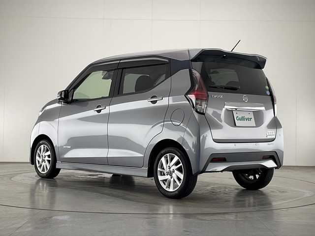 日産 デイズ ハイウェイスターX 宮崎県 2020(令2)年 7万km チタニウムグレーメタリック エマージェンシーブレーキ/純正ナビTV/（MM115D-W/CD/FMAM/Bluetooth/フルセグTV)/純正LEDオートライト/純正フォグ/純正14インチアルミ/純正エアロ/純正ルーフエンドスポイラー/純正フロアマット/アラウンドビューモニター/クリアランスソナー/シートカバー/オートエアコン/ウインカードアミラー/本革巻ハンドル/インテリジェントキー/プッシュエンジンスタート/新車時保証書/取扱い説明書