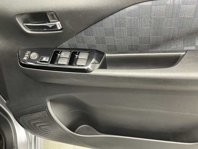 日産 デイズ ハイウェイスターX 宮崎県 2020(令2)年 7万km チタニウムグレーメタリック エマージェンシーブレーキ/純正ナビTV/（MM115D-W/CD/FMAM/Bluetooth/フルセグTV)/純正LEDオートライト/純正フォグ/純正14インチアルミ/純正エアロ/純正ルーフエンドスポイラー/純正フロアマット/アラウンドビューモニター/クリアランスソナー/シートカバー/オートエアコン/ウインカードアミラー/本革巻ハンドル/インテリジェントキー/プッシュエンジンスタート/新車時保証書/取扱い説明書
