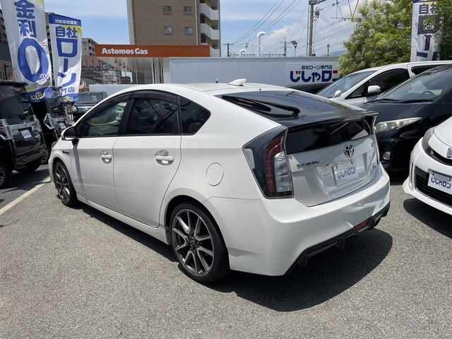 トヨタ プリウス S ツーリングセレクション 兵庫県 2012(平24)年 13.9万km ホワイトパールクリスタルシャイン (株)IDOMが運営する【じしゃロン西宮店】の自社ローン専用車両になります。こちらは現金またはオートローンご利用時の価格です。自社ローンご希望の方は別途その旨お申付け下さい/＊ETC/＊バックカメラ/＊フルセグ/＊横滑り防止装置/＊オートライト/＊パワステ/＊パワーウィンドウ