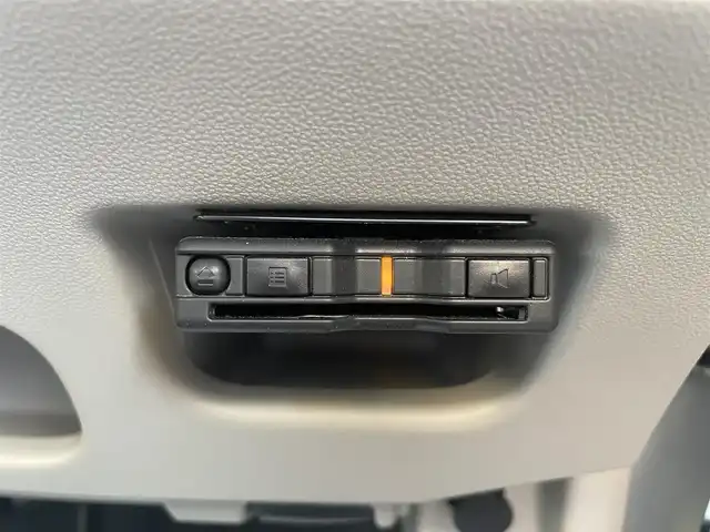 ダイハツ ムーヴ X ターボ SAⅢ 和歌山県 2023(令5)年 1.7万km ホワイト 社外オーディオ（AM/FM.CD.DVD.USB.IPOD.BLUETOOTH)/オートハイビーム/オートライト/プッシュスタート/純正バイザー/純正フロアマット/D席シートヒーター/プリクラッシュセーフティ/アイドリングストップ