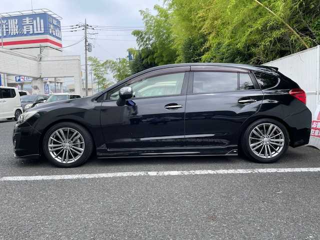 スバル インプレッサ スポーツ 2．0i－Sリミテッド 茨城県 2014(平26)年 8.7万km クリスタルブラックシリカ ワンオーナー　/ＥＴＣ　/社外ナビ　/ワンセグテレビ　/Ｂｌｕｅｔｏｏｔｈ　/パドルシフト　/アイドリングストップ　/クルーズコントロール　/純正ＡＷ　/純正フロアマット　/パワーシート　/取扱説明書　/保証書　/スマートキー/スペアキー１
