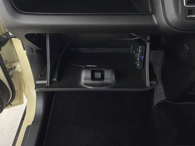 スズキ ハスラー Jスタイル Ⅱ 秋田県 2023(令5)年 0.6万km シフォンアイボリーメタリック/ウッディブラウン2トーンルーフ ４ＷＤ/ワンオーナー/社外ディスプレイオーディオ/バックカメラ/アダプティブクルーズコントロール/シートヒーター（D/N席)/デュアルカメラブレーキサポート/グリップコントロール/スノーモード/レーンキープアシスト/オートライト/フロアマット/スマートキー/LEDヘッドライト/前後ドライブレコーダー/ＥＴＣ/取扱説明書　/保証書