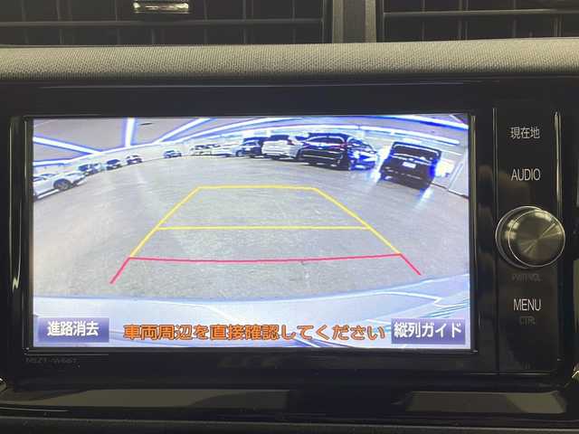 トヨタ アクア S 長崎県 2016(平28)年 8.7万km シルバーM メモリナビ/フルセグテレビ/CD/DVD/Bluetooth/バックカメラ/衝突軽減ブレーキ/オートハイビーム/スマートキー/プッシュスタート/ETC/フロアマット/純正ライト/オートライト/ドアバイザー