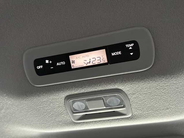 日産 セレナ e－パワー ハイウェイスター V 三重県 2025(令7)年 0.1千km プリズムホワイト 登録済未使用車 /純正ナビ　/全周囲　/純正後席モニター/BSM　/デジタルインナーミラー　/ワイヤレス充電器　/プロパイロット /ハンドル支援/ビルトインETC2.0 /両側パワースライドドア/スペアキー /コーナーセンサー /レーダークルーズコントロール/レーンキープアシスト/衝突軽減ブレーキ/USB・タイプC給電 /LEDヘッドライト/オートハイビーム/オートライト/電動格納ミラー/禁煙車