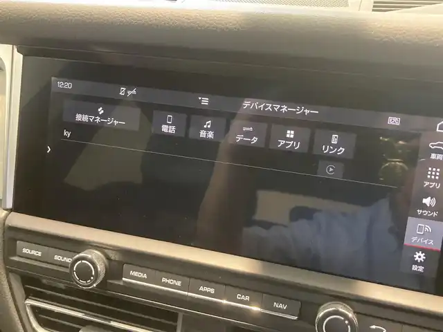 ポルシェ マカン 熊本県 2020(令2)年 5.3万km 黒 ・スマートキー/・プッシュスタート/・Active Safe/・パークアシスト/・トラフィックジャムアシスト/・ヒルコントロール/・レーンキープアシスト/・レーンチェンジアシスト/・オートハイビーム/・クルーズコントロール(追従式)/・黒革シート/・前席パワーシート/・前席シートヒーター /・純正メモリナビ/　【Bluetooth・USB・SD・AppleCarPlay】/・全方位カメラ/・ETC2.0/・バーチャルコクピット/・ドライブレコーダー(前方録画)/・GPSレーダー/・パワーバックドア/・LEDヘッドランプ/・純正マット/・保証書/取説
