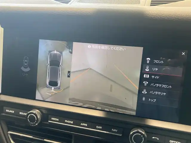 ポルシェ マカン 熊本県 2020(令2)年 5.3万km 黒 ・スマートキー/・プッシュスタート/・Active Safe/・パークアシスト/・トラフィックジャムアシスト/・ヒルコントロール/・レーンキープアシスト/・レーンチェンジアシスト/・オートハイビーム/・クルーズコントロール(追従式)/・黒革シート/・前席パワーシート/・前席シートヒーター /・純正メモリナビ/　【Bluetooth・USB・SD・AppleCarPlay】/・全方位カメラ/・ETC2.0/・バーチャルコクピット/・ドライブレコーダー(前方録画)/・GPSレーダー/・パワーバックドア/・LEDヘッドランプ/・純正マット/・保証書/取説