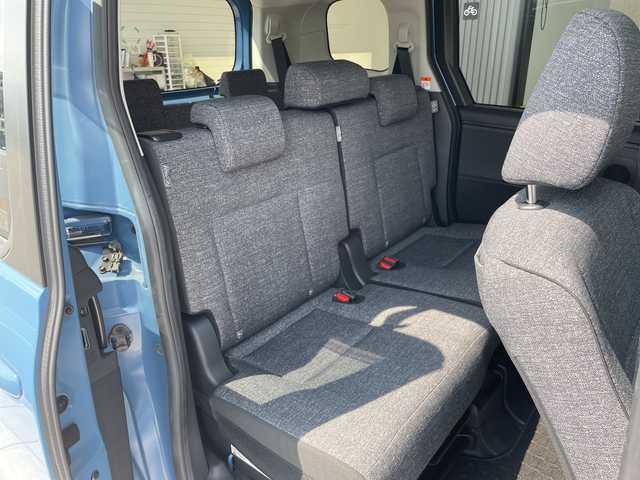 トヨタ シエンタ Z 愛知県 2023(令5)年 0.4万km 青 純正9型ディズプレイオーディオ　ナビ機能あり/モデリスタアルミホイール/全方位カメラ/両側パワースライドドア/レーダークルーズコントロール/ブラインドスポットモニター/バックカメラ/コーナーセンサー/LEDヘッドライト/レーンキープアシスト/オートマチックハイビーム/ドライブレコーダー/ETC/Bluetooth/ステアリングスイッチ/スマートキー/プッシュスタート