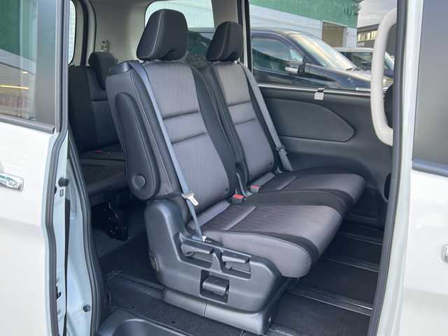 日産 セレナ e－パワー ハイウェイスター V 徳島県 2019(令1)年 3.8万km ブリリアントホワイトパール ワンオーナー/純正10インチナビ/（Bluetooth/フルセグ/CD/DVD/Blu-ray/HDMI）/アラウンドビューモニター/プロパイロット/デジタルインナーモニター/ブラインドスポットモニター/両側パワースライドドア/ビルトインETC/ステアリングスイッチ/LEDヘッドライト/フォグランプ/ウィンカーミラー/電動格納ミラー/純正16アルミホイール/純正フロアマット