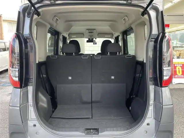 三菱 ｅＫクロススペース G 福岡県 2021(令3)年 4.3万km チタニウムグレーメタリック ワンオーナー/カロッツエリアメモリナビ【AVIC-RW811】/　(AM/FM/CD/DVD/Bluetooth/フルセグTV)/バックカメラ/運転支援機能/・衝突被害軽減ブレーキ/・車線逸脱警報/・先行車発進お知らせ/・速度標識表示/・道路標識表示/・ふらつき警報/・ヒルディセントコントロール/片側パワースライドドア/純正15インチアルミホイール/セルスター前後ドライブレコーダー【CSD-790FHD】/ビルトインETC/革巻きステアリング/ステアリングスイッチ/シートヒーター(D/N席)/社外フロアマット/電格ウインカーミラー/ドアバイザー/USB端子/アクセサリーソケット/ISOFIX/スペアキー×1/保証書/取扱説明書/ナビ取扱説明書