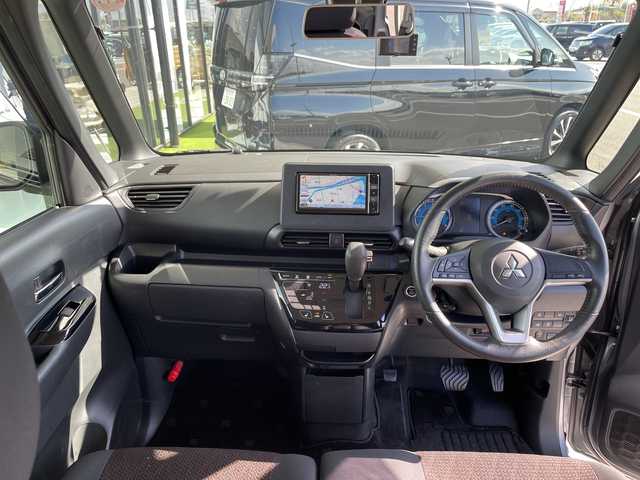 三菱 ｅＫクロススペース G 沖縄県 2021(令3)年 4.3万km チタニウムグレーメタリック SDナビ/片側パワースライド/シートヒーター/バックカメラ/コーナーセンサー/純正アルミホイール/LEDヘッドライト/ETC/オートマチックハイビーム/ダウンヒルアシストコントロール/衝突軽減システム/フルセグ/CD DVD/Bluetooth/ステアリングスイッチ/スマートキー/プッシュスタート