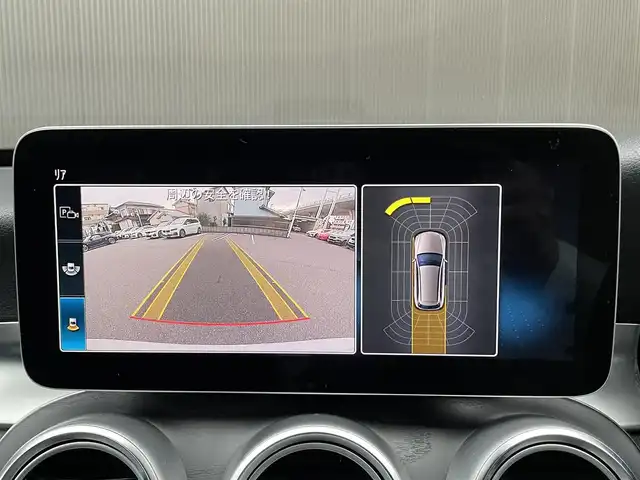 メルセデス・ベンツ Ｃ２２０ｄ ステーションワゴン アバンギャルドAMGライン 香川県 2018(平30)年 5.8万km ダイヤモンドホワイト アクティブブレーキアシスト/レーンチェンジアシスト/ブラインドスポットアシスト/パノラミックスライディングルーフ/純正ナビ/BT/USB/SD/AppleCarPlay/ブルメスターサウンド/ヘッドアップディスプレイ/ACC/パドルシフト/アンビエントライト/スマートキー/アイドリングストップ/ブラックレザーシート/パワーシート/シートヒーター/パワーバックドア/コーナーセンサー/LEDヘッドライト