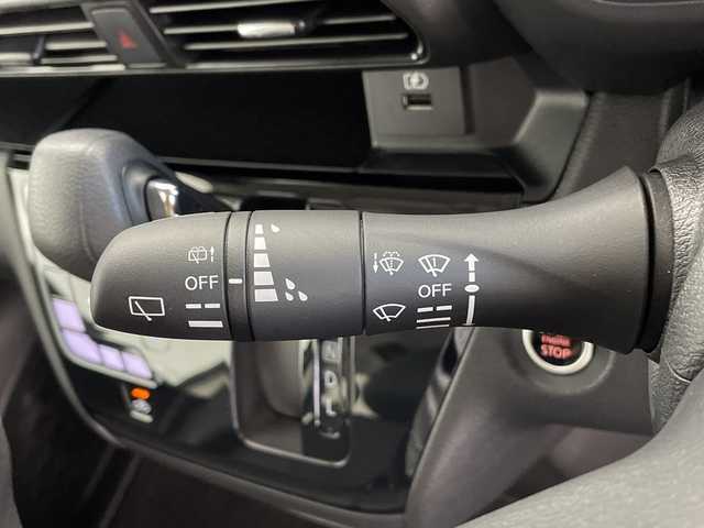 日産 ルークス ハイウェイスター Gターボ 鹿児島県 2025(令7)年 0.4万km フローズンバニラパール/アッシュブラウンM 純正9インチナビ/(BT/FM/AM/HDMI/フルセグTV)/ワンオーナー/アラウンドビューモニター/エマージェンシーブレーキ/両側パワースライドドア/前後コーナーセンサー/前後ドライブレコーダー/後席サーキュレーター/ベンチシート/バックカメラ/ETC/オートマチックハイビーム/アイドリングストップ/純正15インチアルミホイール/純正フロアマット/純正LEDヘッドライト/ターボ/保証書/取扱説明書