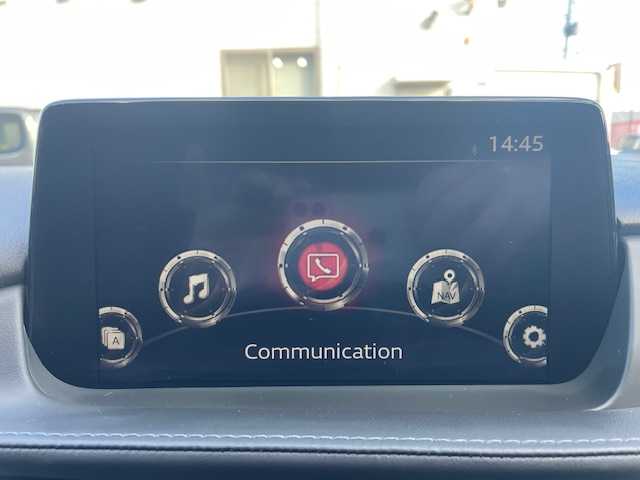 マツダ マツダ６セダン XD ブラックトーンエディション 秋田県 2022(令4)年 1.5万km スノーフレイクホワイトパールマイカ ディーゼル車/４WD/MT車/車検令和9年7月/純正ディスプレイオーディオ/FM/AM/CD/DVD/Bluetooth/USB/AUX/BOSEサウンド/本革赤革シート/シートメモリー/パワーシート/360°ビューモニター/シートヒーター/ステアリングヒーター/レーダークルーズコントロール/シートベンチレーション/前後ドライブレコーダー/LEDヘッドライト/オートライト/オートハイビーム/ETC/純正AW19インチ/社外AW17インチスタッドレスタイヤ車載/取扱説明書/保証書