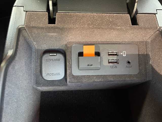 マツダ マツダ６セダン XD ブラックトーンエディション 秋田県 2022(令4)年 1.5万km スノーフレイクホワイトパールマイカ ディーゼル車/４WD/MT車/車検令和9年7月/純正ディスプレイオーディオ/FM/AM/CD/DVD/Bluetooth/USB/AUX/BOSEサウンド/本革赤革シート/シートメモリー/パワーシート/360°ビューモニター/シートヒーター/ステアリングヒーター/レーダークルーズコントロール/シートベンチレーション/前後ドライブレコーダー/LEDヘッドライト/オートライト/オートハイビーム/ETC/純正AW19インチ/社外AW17インチスタッドレスタイヤ車載/取扱説明書/保証書