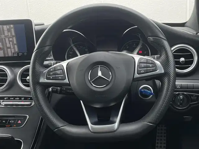 メルセデス・ベンツ Ｃ２２０ｄ ワゴン ローレウスエディション 東京都 2018(平30)年 4.5万km ポーラホワイト パノラマサンルーフ/純正ナビ/DTV/純正USB/Bluetooth/バックカメラ/黒レザーシート/シートヒーター/ETC/アンビエントライト/アダプティブクルーズコントロール/ブラインドスポットモニター/ステアリングパイロット/レーンキープアシスト/スマートキー/パドルシフト