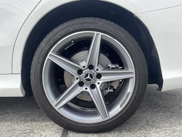 メルセデス・ベンツ Ｃ２２０ｄ ワゴン ローレウスエディション 東京都 2018(平30)年 4.5万km ポーラホワイト パノラマサンルーフ/純正ナビ/DTV/純正USB/Bluetooth/バックカメラ/黒レザーシート/シートヒーター/ETC/アンビエントライト/アダプティブクルーズコントロール/ブラインドスポットモニター/ステアリングパイロット/レーンキープアシスト/スマートキー/パドルシフト