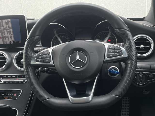 メルセデス・ベンツ Ｃ２２０ｄ ワゴン ローレウスエディション 東京都 2018(平30)年 4.5万km ポーラホワイト パノラマサンルーフ/純正ナビ/DTV/純正USB/Bluetooth/バックカメラ/黒レザーシート/シートヒーター/ETC/アンビエントライト/アダプティブクルーズコントロール/ブラインドスポットモニター/ステアリングパイロット/レーンキープアシスト/スマートキー/パドルシフト