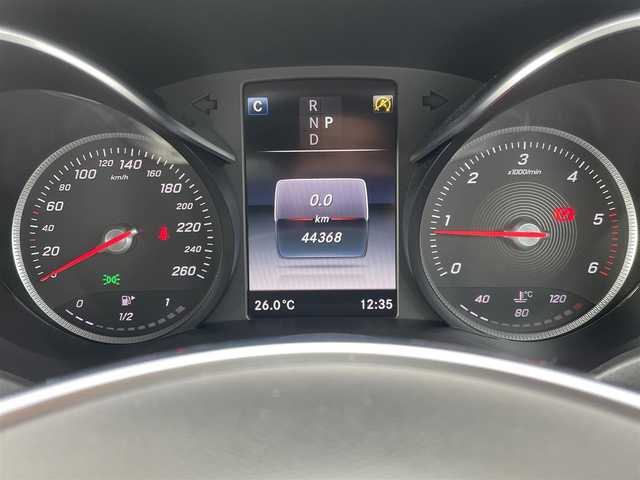 メルセデス・ベンツ Ｃ２２０ｄ ワゴン ローレウスエディション 東京都 2018(平30)年 4.5万km ポーラホワイト パノラマサンルーフ/純正ナビ/DTV/純正USB/Bluetooth/バックカメラ/黒レザーシート/シートヒーター/ETC/アンビエントライト/アダプティブクルーズコントロール/ブラインドスポットモニター/ステアリングパイロット/レーンキープアシスト/スマートキー/パドルシフト