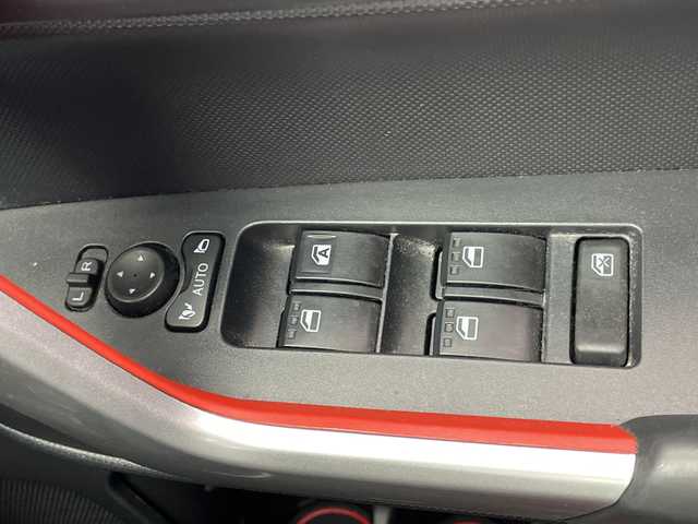 トヨタ ライズ Z 千葉県 2020(令2)年 5.1万km シャイニングホワイトパール 衝突軽減ブレーキ/レーンキープアシスト/レーダークルーズコントロール　/コーナーセンサー　/アラウンドビューモニター　/シートヒーター　/純正ディスプレイオーディオ　/ステアリングスイッチ　/純正ビルトインＥＴＣ/純正フロアマット/純正ドアバイザー