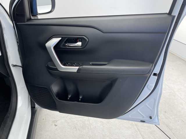 トヨタ ライズ Z 千葉県 2020(令2)年 5.1万km シャイニングホワイトパール 衝突軽減ブレーキ/レーンキープアシスト/レーダークルーズコントロール　/コーナーセンサー　/アラウンドビューモニター　/シートヒーター　/純正ディスプレイオーディオ　/ステアリングスイッチ　/純正ビルトインＥＴＣ/純正フロアマット/純正ドアバイザー