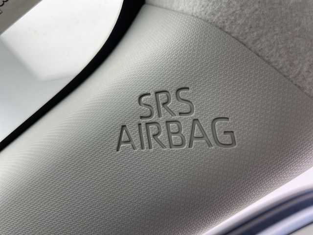 トヨタ ライズ Z 千葉県 2020(令2)年 5.1万km シャイニングホワイトパール 衝突軽減ブレーキ/レーンキープアシスト/レーダークルーズコントロール　/コーナーセンサー　/アラウンドビューモニター　/シートヒーター　/純正ディスプレイオーディオ　/ステアリングスイッチ　/純正ビルトインＥＴＣ/純正フロアマット/純正ドアバイザー