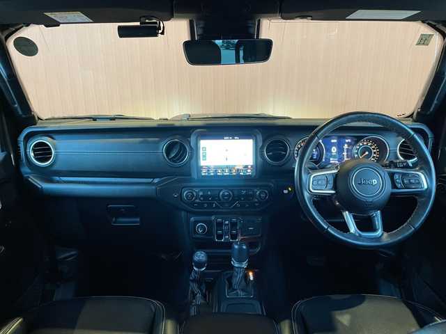 クライスラー・ジープ ジープ ラングラー アンリミテッド サハラ 愛知県 2020(令2)年 4.4万km グラニトクリスタル 純正ナビ/バック・フロントカメラ/CarPlay/フルセグTV /アダプティブクルーズコントロール/BSM/黒革シート/シートヒーター/ステアリングヒーター/LEDヘッドライト/プッシュスタート/ETC2.0/純正18インチAW