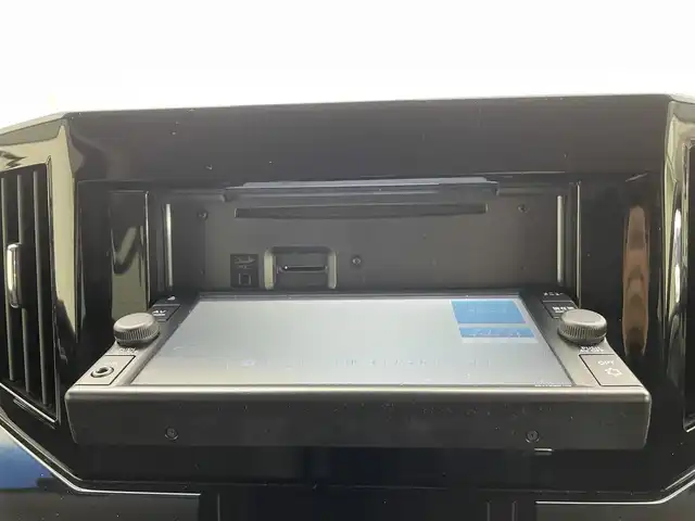 日産 エルグランド 250ハイウェイスターS 茨城県 2022(令4)年 1万km ピュアホワイトパール 純正ナビ/・バックカメラ/・Bluetooth接続/・フルセグテレビ/・CDチェンジャー/ETC/クルーズコントロール/エンジンスタートボタン/両側パワースライドドア/ドアバイザー/フロントフォグ/コーナーセンサー/ハーフレザーシート/純正エアロパーツ/スマートキー/LEDヘッドライト/コーナーセンサー/オートライト/ABS/横滑り防止装置/盗難防止装置/カーテンエアバッグ