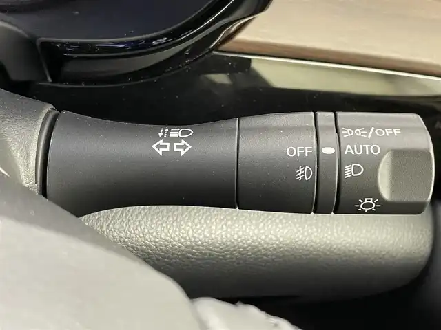 日産 エルグランド 250ハイウェイスターS 茨城県 2022(令4)年 1万km ピュアホワイトパール 純正ナビ/・バックカメラ/・Bluetooth接続/・フルセグテレビ/・CDチェンジャー/ETC/クルーズコントロール/エンジンスタートボタン/両側パワースライドドア/ドアバイザー/フロントフォグ/コーナーセンサー/ハーフレザーシート/純正エアロパーツ/スマートキー/LEDヘッドライト/コーナーセンサー/オートライト/ABS/横滑り防止装置/盗難防止装置/カーテンエアバッグ