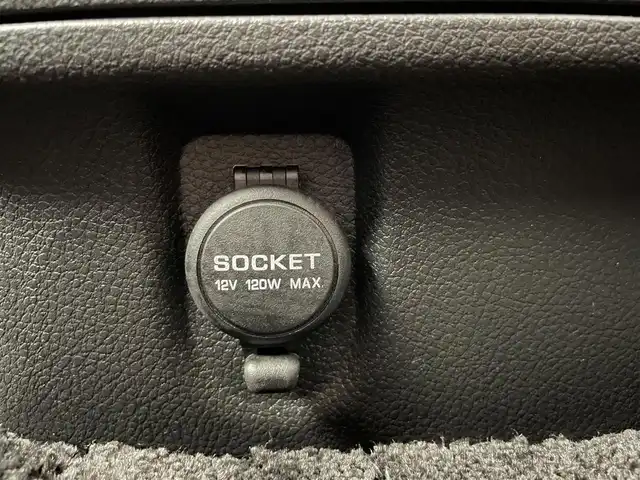 日産 エルグランド 250ハイウェイスターS 茨城県 2022(令4)年 1万km ピュアホワイトパール 純正ナビ/・バックカメラ/・Bluetooth接続/・フルセグテレビ/・CDチェンジャー/ETC/クルーズコントロール/エンジンスタートボタン/両側パワースライドドア/ドアバイザー/フロントフォグ/コーナーセンサー/ハーフレザーシート/純正エアロパーツ/スマートキー/LEDヘッドライト/コーナーセンサー/オートライト/ABS/横滑り防止装置/盗難防止装置/カーテンエアバッグ