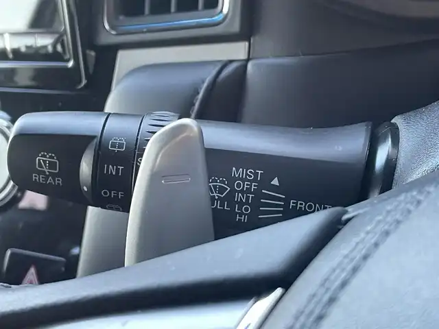 三菱 デリカＤ：５ アーバンギア G パワーパッケージ 佐賀県 2019(平31)年 5.6万km ウォームホワイトパール 7人乗り　/衝突軽減ブレーキシステム/レーダークルーズコントロール/車線逸脱警報システム/純正10.1型ナビ/・マルチアラウンドモニター/・フルセグTV/BT/CD/DVD/HDMI(USB接続タイプ)/社外11.5型後席モニター/パワーバックドア/両側パワースライドドア/純正18インチAW/シートヒーター/LEDヘッドライト/オートマチックハイビーム/フォグランプ/社外ドラレコ　/ETC/電動パーキングスイッチ/パドルシフト/ステアリングスイッチ/アイドリングストップ/スペアキー×1/取扱説明書/保証書