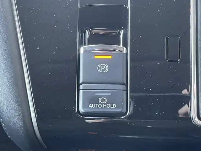 三菱 デリカＤ：５ アーバンギア G パワーパッケージ 佐賀県 2019(平31)年 5.6万km ウォームホワイトパール 7人乗り　/衝突軽減ブレーキシステム/レーダークルーズコントロール/車線逸脱警報システム/純正10.1型ナビ/・マルチアラウンドモニター/・フルセグTV/BT/CD/DVD/HDMI(USB接続タイプ)/社外11.5型後席モニター/パワーバックドア/両側パワースライドドア/純正18インチAW/シートヒーター/LEDヘッドライト/オートマチックハイビーム/フォグランプ/社外ドラレコ　/ETC/電動パーキングスイッチ/パドルシフト/ステアリングスイッチ/アイドリングストップ/スペアキー×1/取扱説明書/保証書