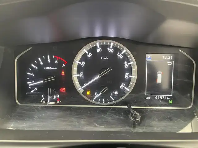 トヨタ ハイエース GL ロング 滋賀県 2022(令4)年 4.2万km ブラックマイカ 純正7インチナビ/【Bluetooth/CD/DVD/フルセグTV】/純正フリップダウンモニター/片側パワースライドドア/バックカメラ/フロントモデリスタエアロ/クリアランスソナー/前後ドライブレコーダー/LEDヘッドライト/オートマチックハイビーム/レーンキープアシスト/ビルトインETC/プッシュスタート/スマートキー/ステアリングリモコン